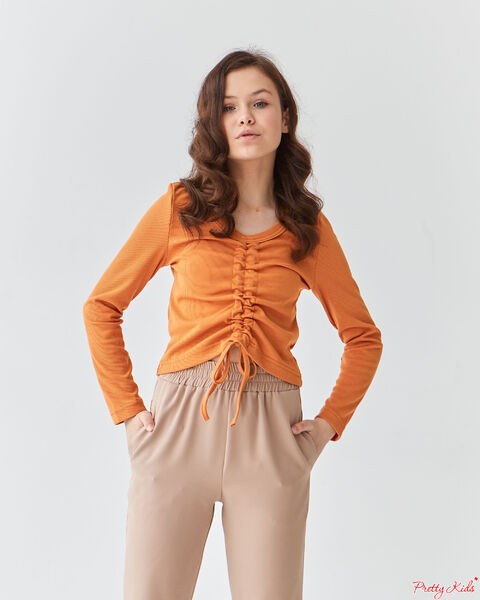 Базова кофтинка в рубчик з затяжкою